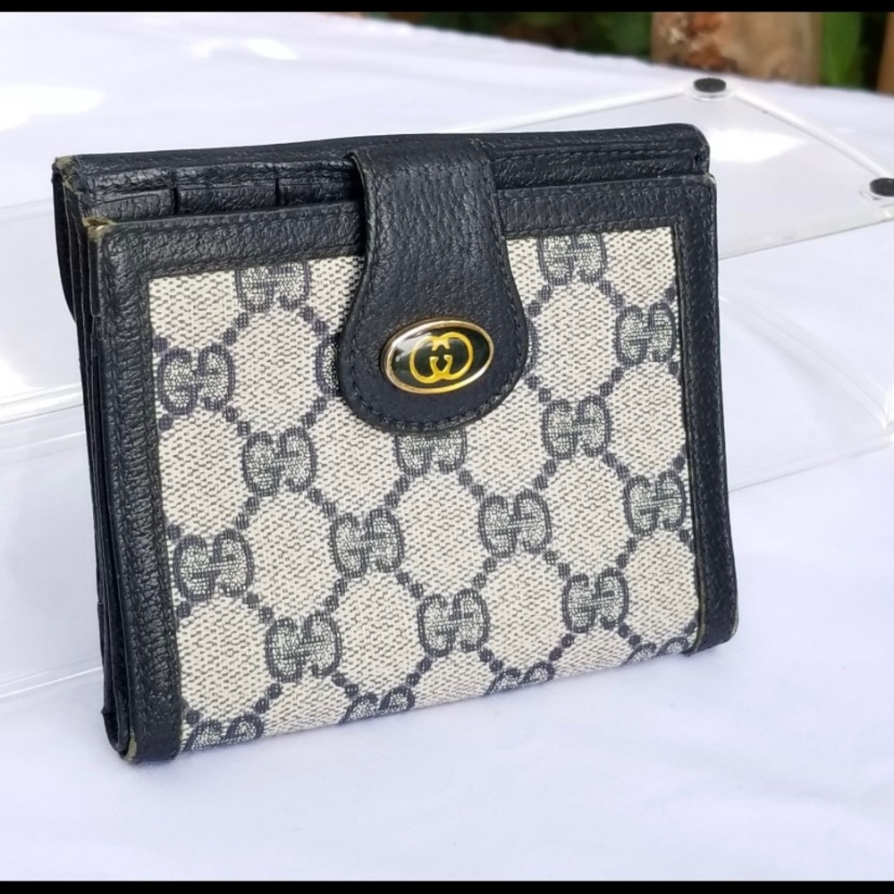 Vintage Gucci Accessory Wallet - Picture 3 of 12
